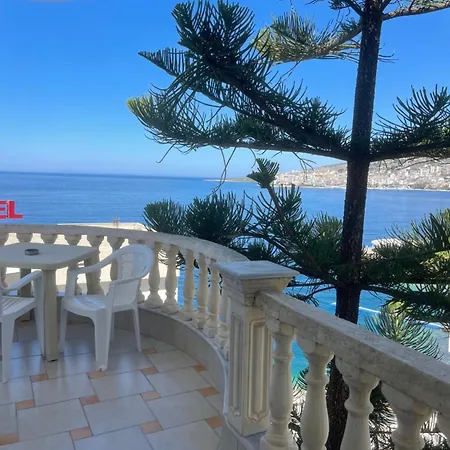 Πανσιόν Romario 3*