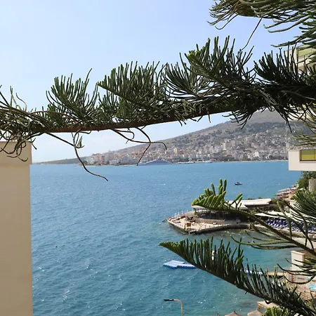 Romario 3* Саранда