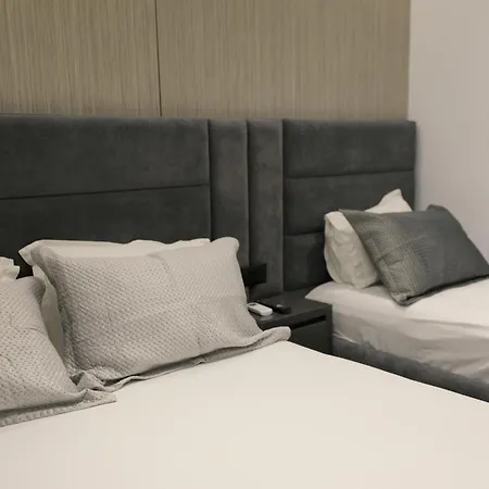 Romario 3* Sarandë